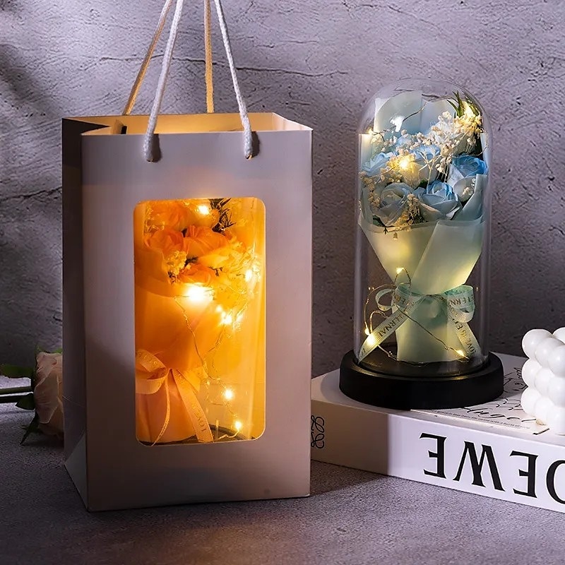 El ramo de rosas eternas, regalo para mamá, flores de jabón preservadas en cúpula de vidrio con luz, decoración de cumpleaños del día de la madre para mujeres 2026 - $15.99 –P1