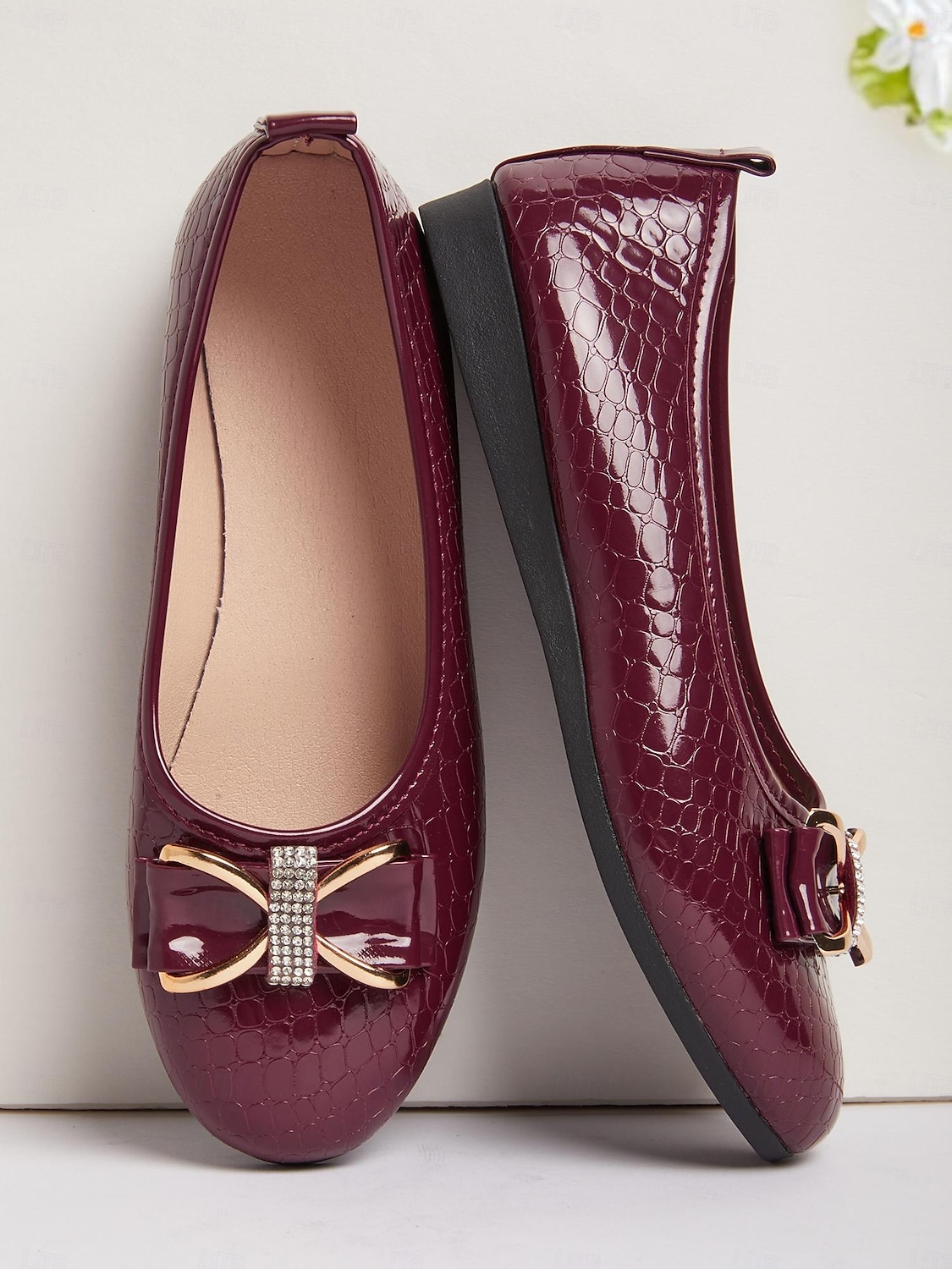 Damen-Lackleder-Schleifen mit Strass-Detail – klassische Slip-On-Schuhe für erwachsene Frauen, perfekt fürs Büro, tägliche Besorgungen, Abendessen und Feiertagstreffen 2025 - $19.99 –P1