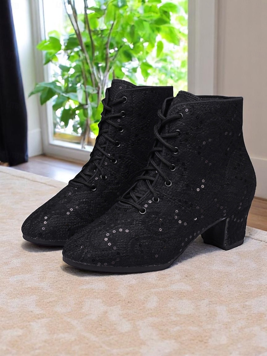 stivali da danza da donna bianchi con lacci e dettagli in strass - scarpe da palcoscenico in stile vintage per spettacoli da sala, spettacoli in costume ed eventi teatrali del 2025 a $34.99 –P2