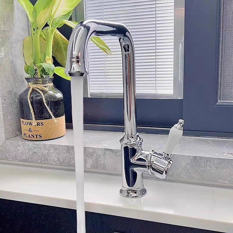 Rubinetto da cucina - Monocomando un foro Galvanizzato Estraibile / Abbassabile Set centrale Retrò Vintage Kitchen Taps del 2025 a $137.99 –P8