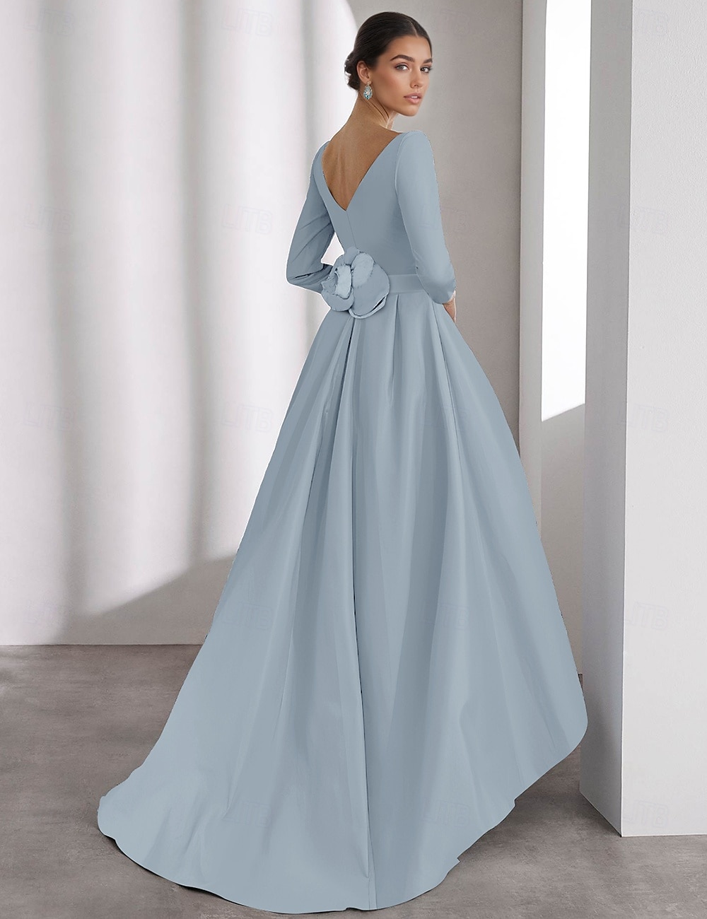 Abiti da Cocktail A-Line Blu Abito Elegante Formale Matrimonio Asimmetrico Maniche Lunghe Scollo a V Satin con Tasche del 2025 a $127.99 –P2