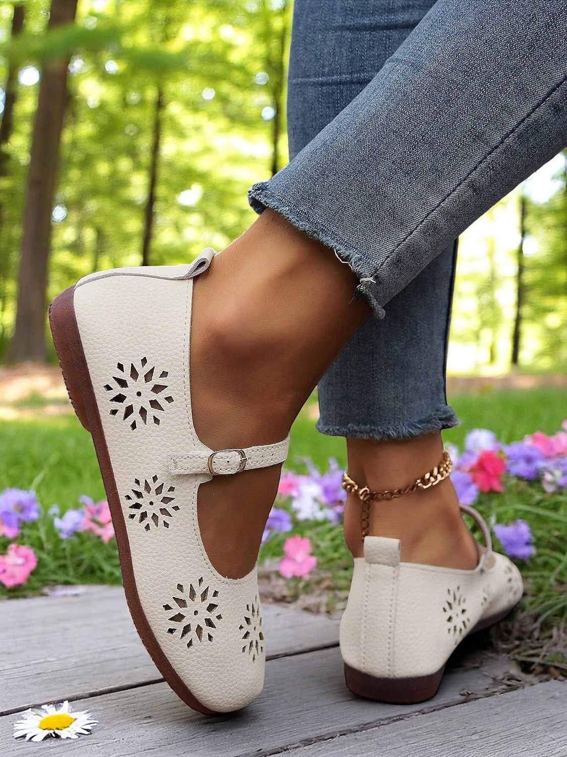 Women's Comfort Mary Jane Wide-Toe Flats with Floral Cutouts – Soft Sole Casual Barefoot Shoes for Ladies – Great for Brunch, Farmers Markets and Outdoor Leisure 2025 - $19.99 –P8