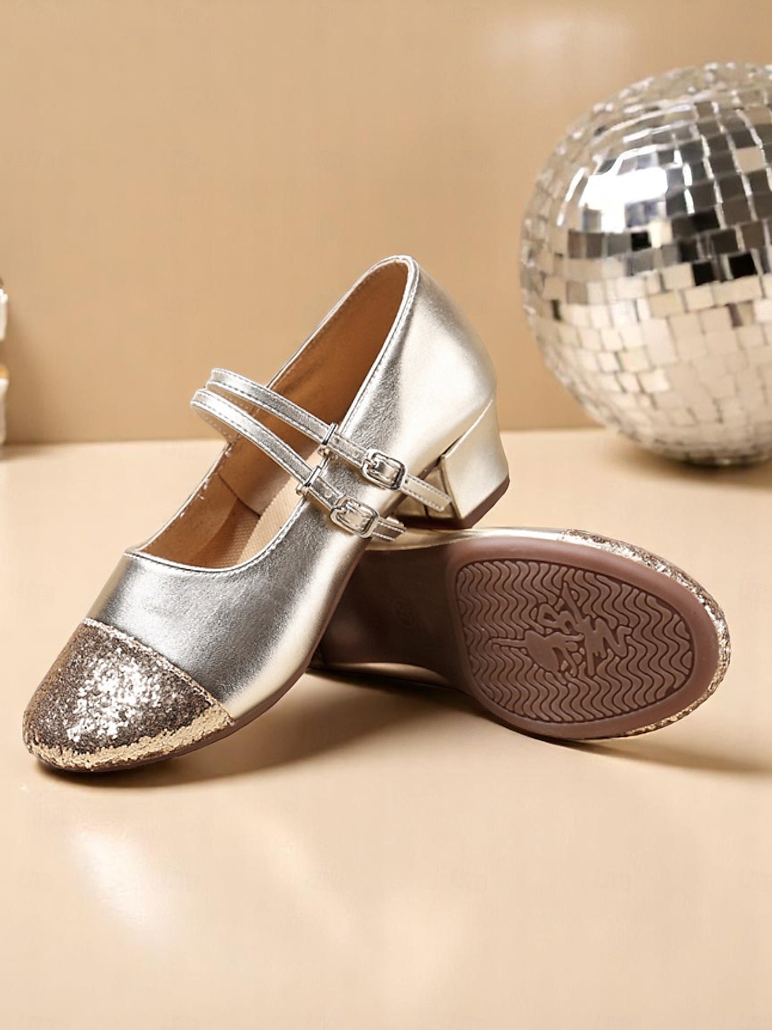 Damen-Tanzschuhe mit goldener Glitzerspitze und Doppelriemen – professionelle Standard-Latein-Tanzschuhe mit niedrigem Absatz für Auftritte und Tanzkurse 2025 - $32.99 –P4