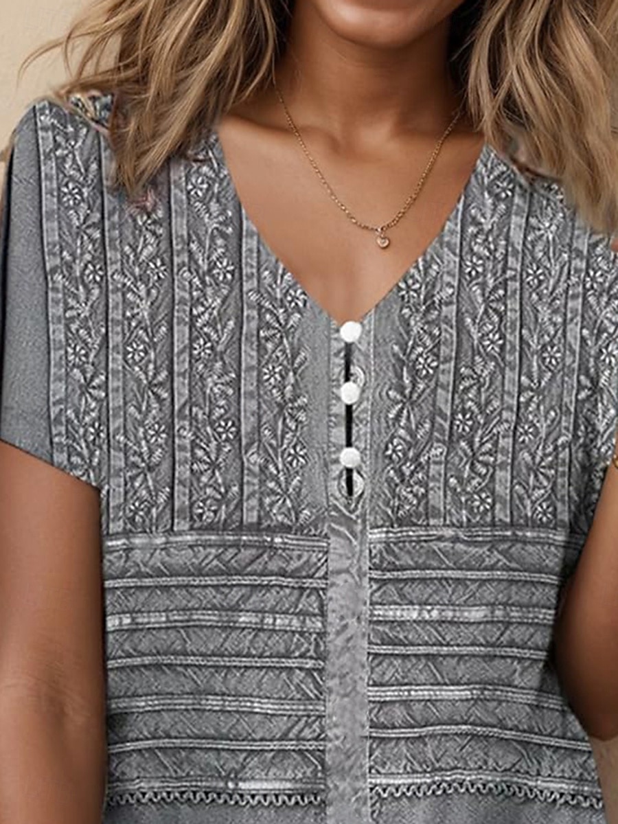 Femmes T-shirt Fleuri Graphique Géométrique ancien Élégant Classique Manche Courte Col en V Hauts Réguliers Quotidien Sortir Week-end Imprimé Gris Été Printemps de 2025 ? $27.99 –P2