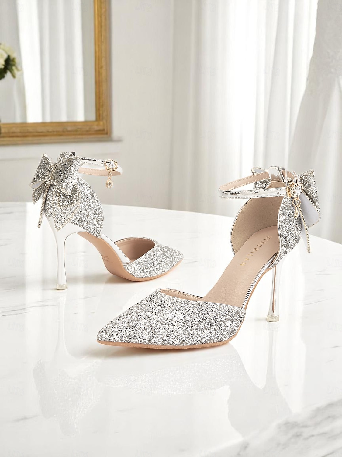 Scarpe da sposa con tacco a spillo e cinturino alla caviglia, con punta affilata e glitter argento, per spose ed eleganti occasioni nuziali del 2025 a $46.99 –P5