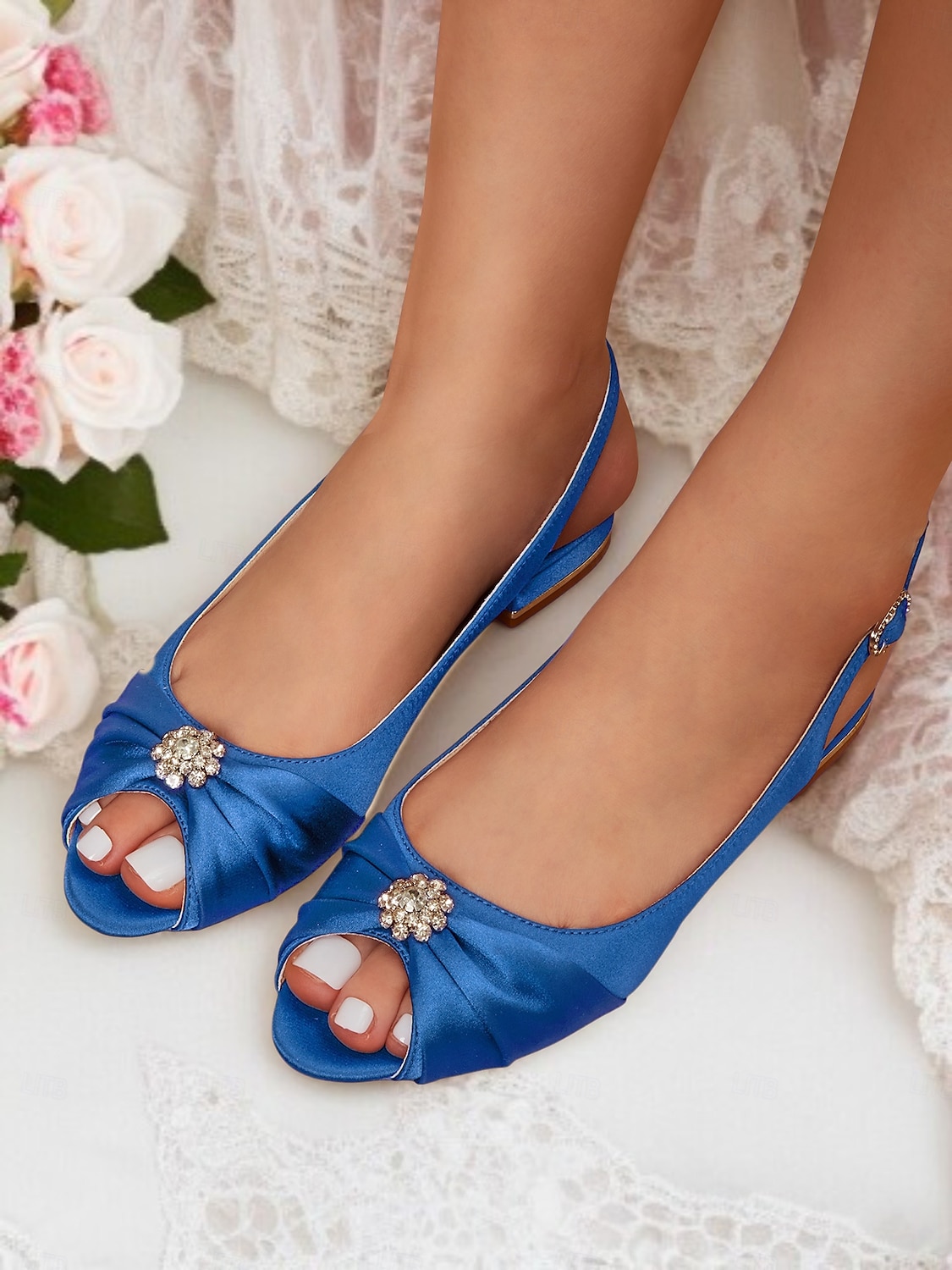 női szatén slingback esküvői magassarkúk kristálydíszítéssel - elegáns menyasszonyi slingbackek különleges alkalmakra 2025 - $46.99 –P1