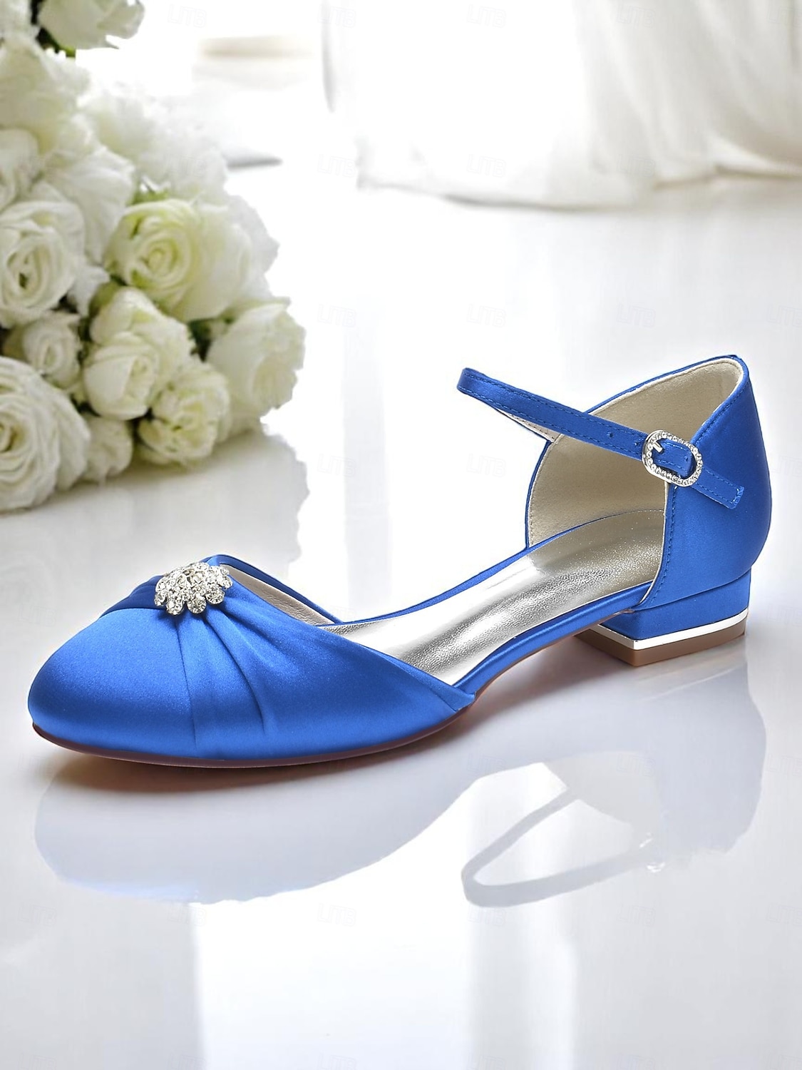 Женские свадебные туфли из серебристого атласа со стразами и ремешком на щиколотке, элегантные и удобные, идеально подходят для официальных свадеб 2026 - $64.99 –P3