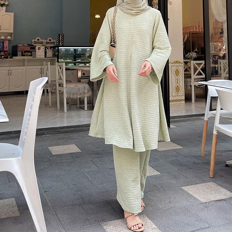 Femmes Mode Formel Jupe Ensembles manche longue Col ras du cou Uni Tenue quotidienne Date Vert Été Coupe régulière de 2025 ? $35.99 –P1
