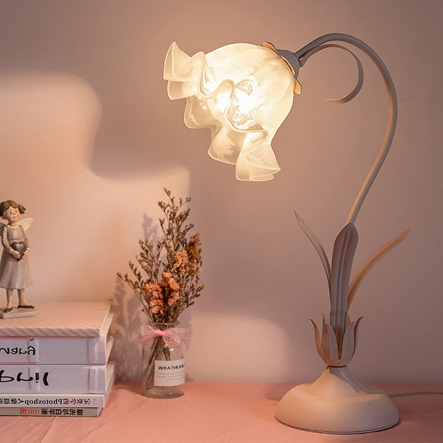 Lanterne à fleurs moderne en verre soufflé, lampe de chevet, veilleuse, 4 modes de couleur, intensité variable, pour chambre à coucher, salon, culot E27 de 2025 ? $66.99 –P14