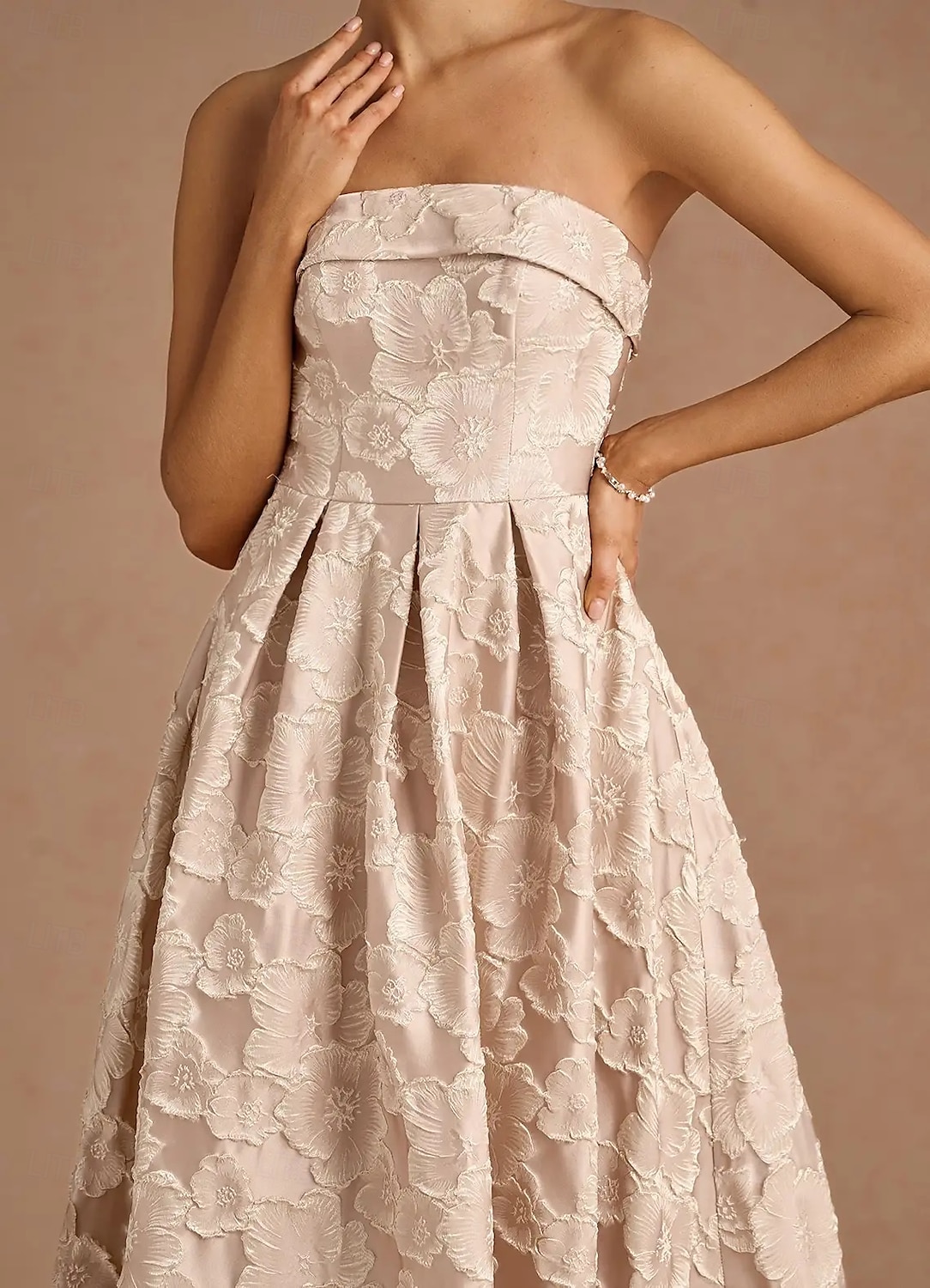 Virágos jacquard A-vonalú koktélruhák elegáns ruha formális eljegyzés tea hosszú midi hosszú ujjatlan pánt nélküli redőkkel 2025 - $159.99 –P2
