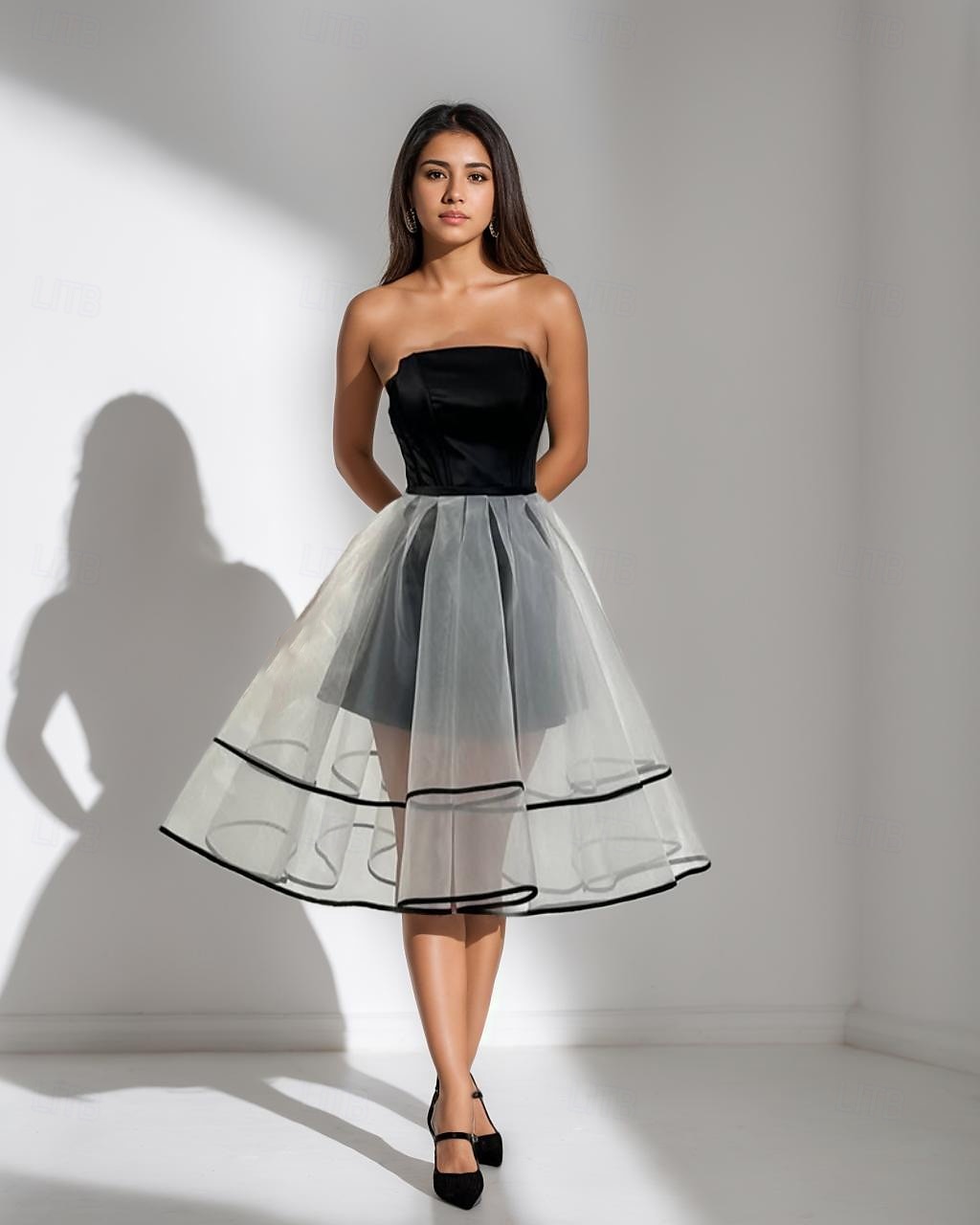 Ball Gown A-vonalú Hazatérő Ruhák Elegáns Ruha Crinoline Ruha Formális Korse Ruha Esküvő Rövid  Mini Ujjatlan Pánt nélküli Átalakítható Szatén Ráncolt Bújtatóval 2025 - $110.99 –P4