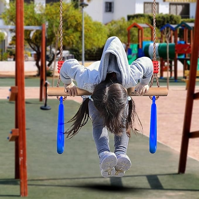 balanço trapezoidal de madeira para crianças com anel de ginástica de plástico para entretenimento interno e externo de 2025 por $61.99 –P1