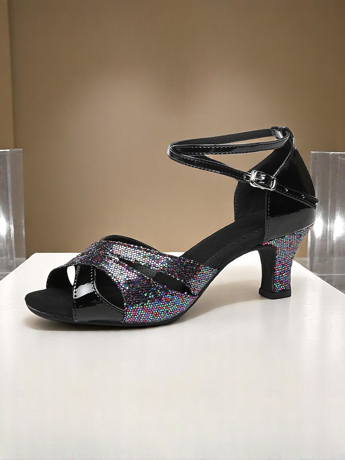 Pantofi de dans de salon argintii strălucitori pentru femei, cu toc jos, sandale de dans latino pentru salsa, pentru bal și dansatoare profesioniste 2025 - $34.99 –P2