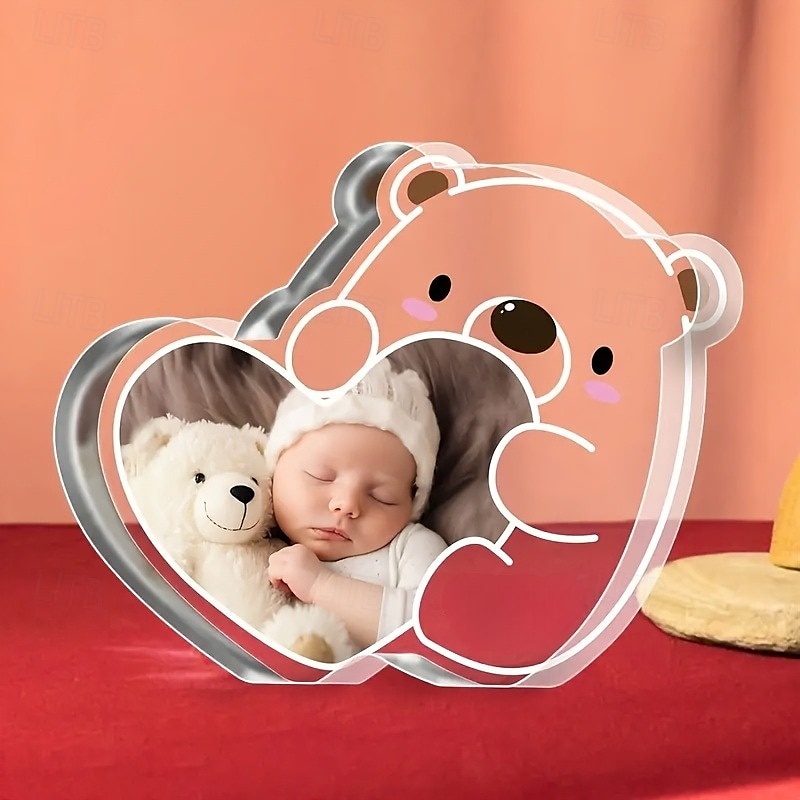 Personalisiertes Foto-Bär-Herz-Plakette aus Acryl als Andenken, süßes Schreibtisch-Ornament mit individuellem Babyfoto für Geburtstag, Weihnachten, Muttertag, stilvolles Geschenk für Familie und 2025 - $13.49 –P5