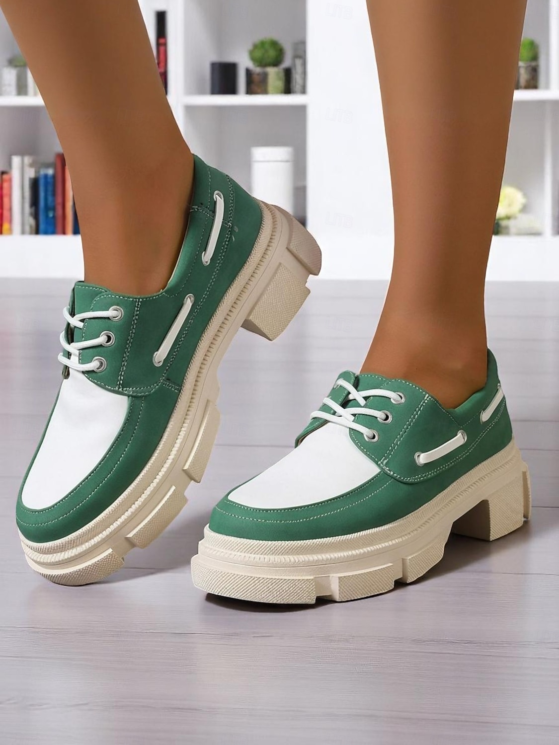 Chaussures à plateforme style Oxford pour femmes - Bloc de couleurs vert et blanc tendance avec semelle épaisse, idéales pour les déplacements quotidiens et les journées de bureau décontractées de 2025 ? $42.99 –P1