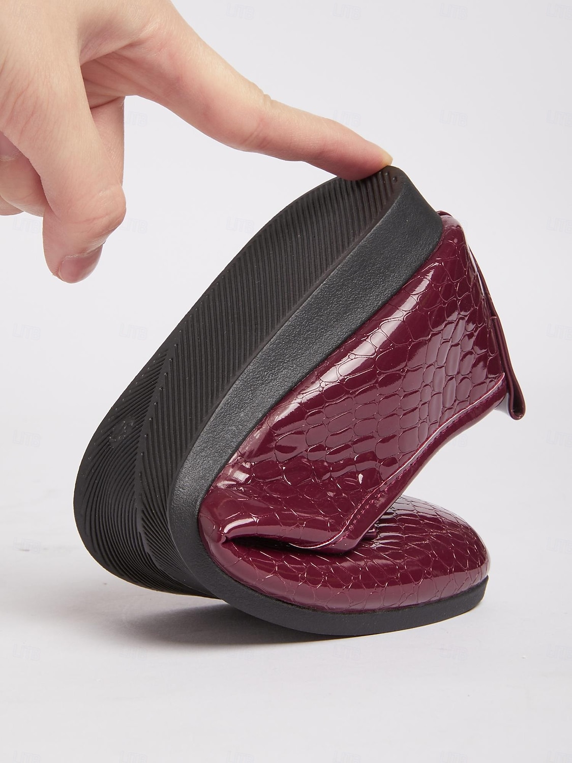 Damen-Lackleder-Schleifen mit Strass-Detail – klassische Slip-On-Schuhe für erwachsene Frauen, perfekt fürs Büro, tägliche Besorgungen, Abendessen und Feiertagstreffen 2025 - $19.99 –P4