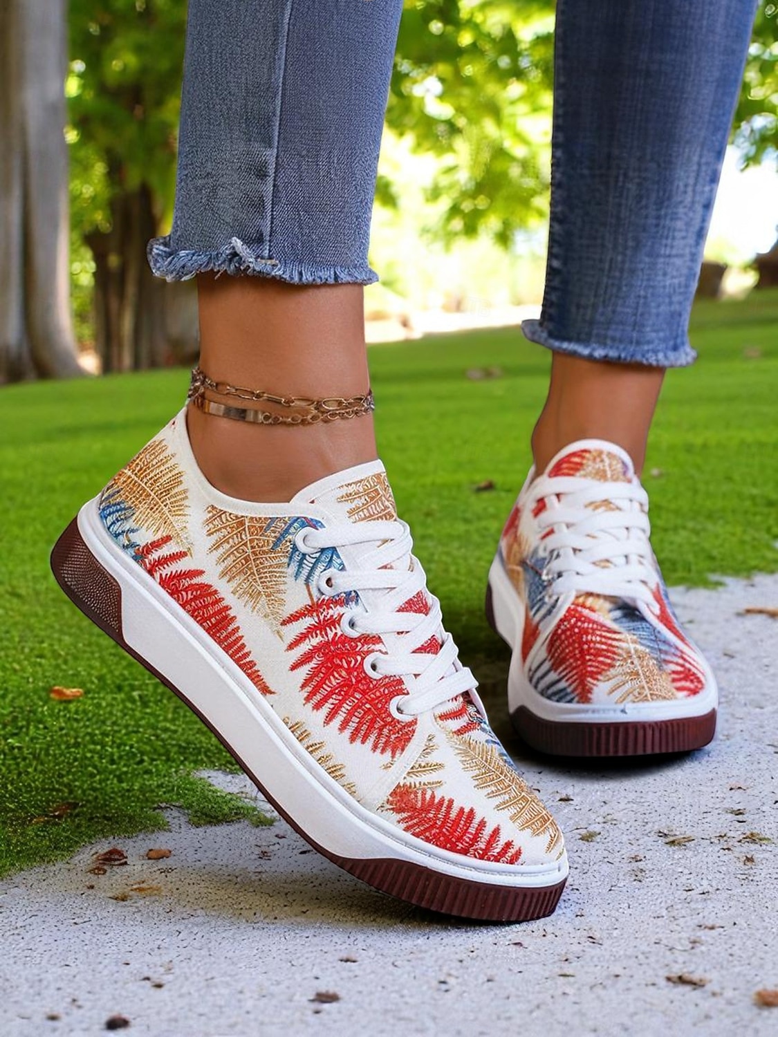 Färgglada damsneakers med lövtryck – avslappnade snörskor för naturälskande kvinnor, perfekta för promenader utomhus och vardagsbruk 2026 - $18.99 –P3