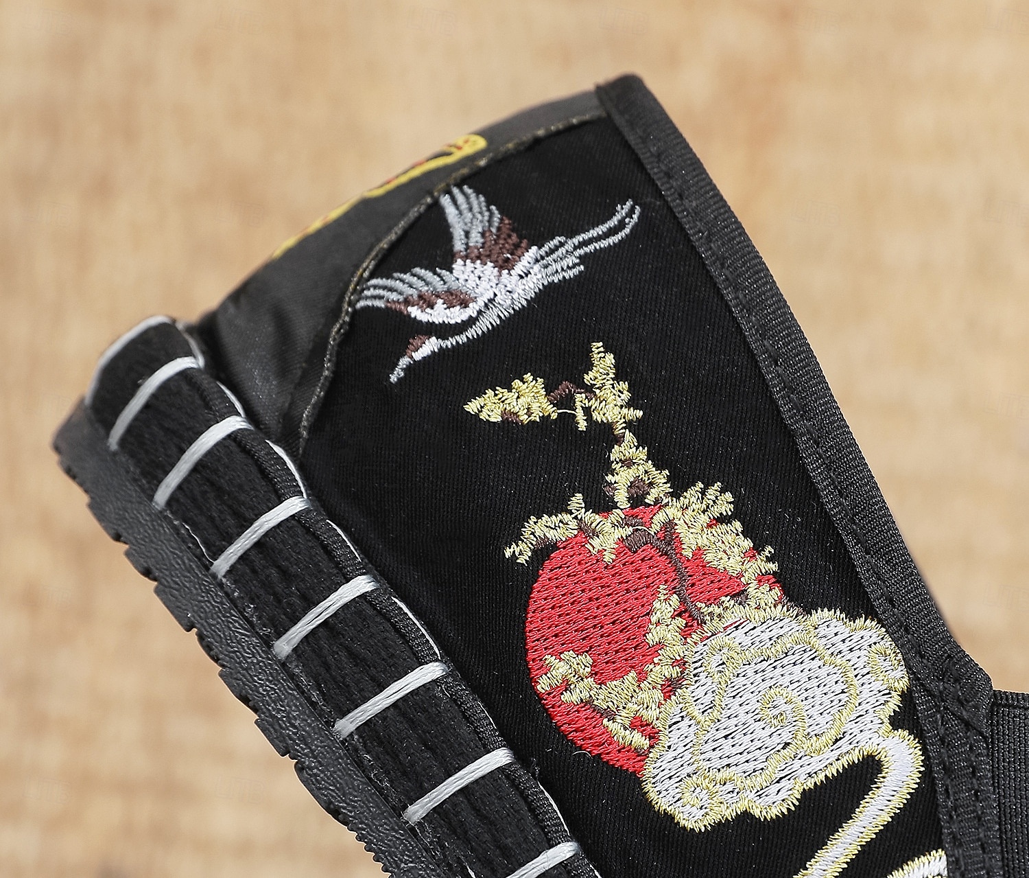 Pánské bílé espadrilky nazouvací boty s uměleckou výšivkou - stylová obuv s jedinečným tygřím designem 2025 - $42.99 –P7