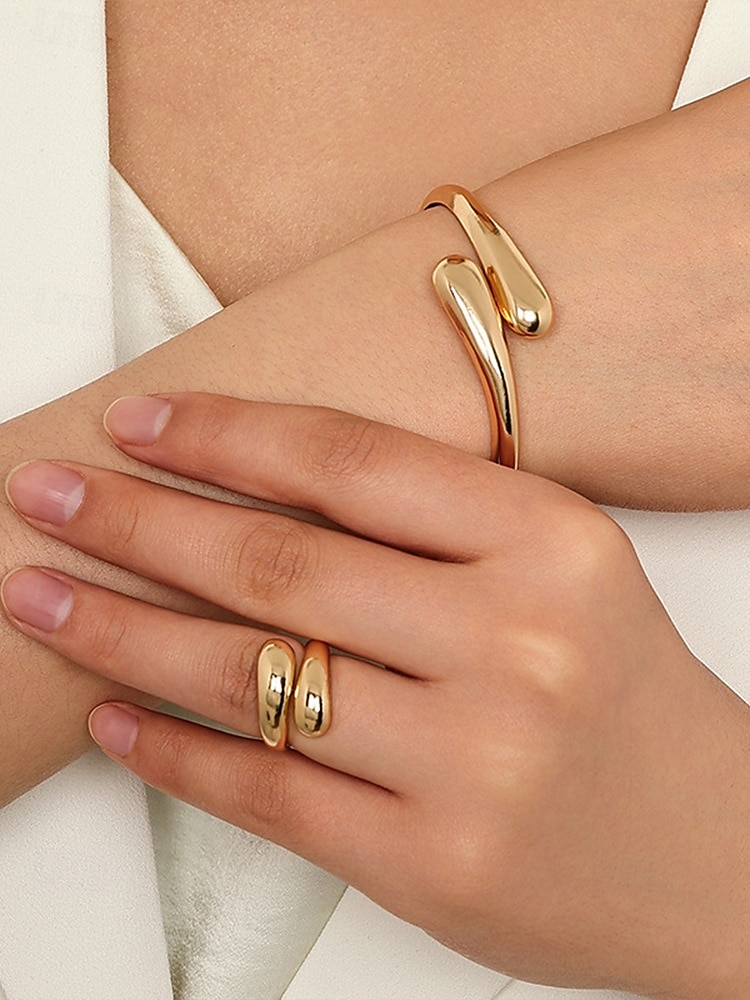 Set di collana, bracciale e anello in argento e oro da donna, gioielli dal design semplice e aperto per donne alla moda, adatti per feste, ufficio e look quotidiani eleganti. del 2025 a $14.99 –P4