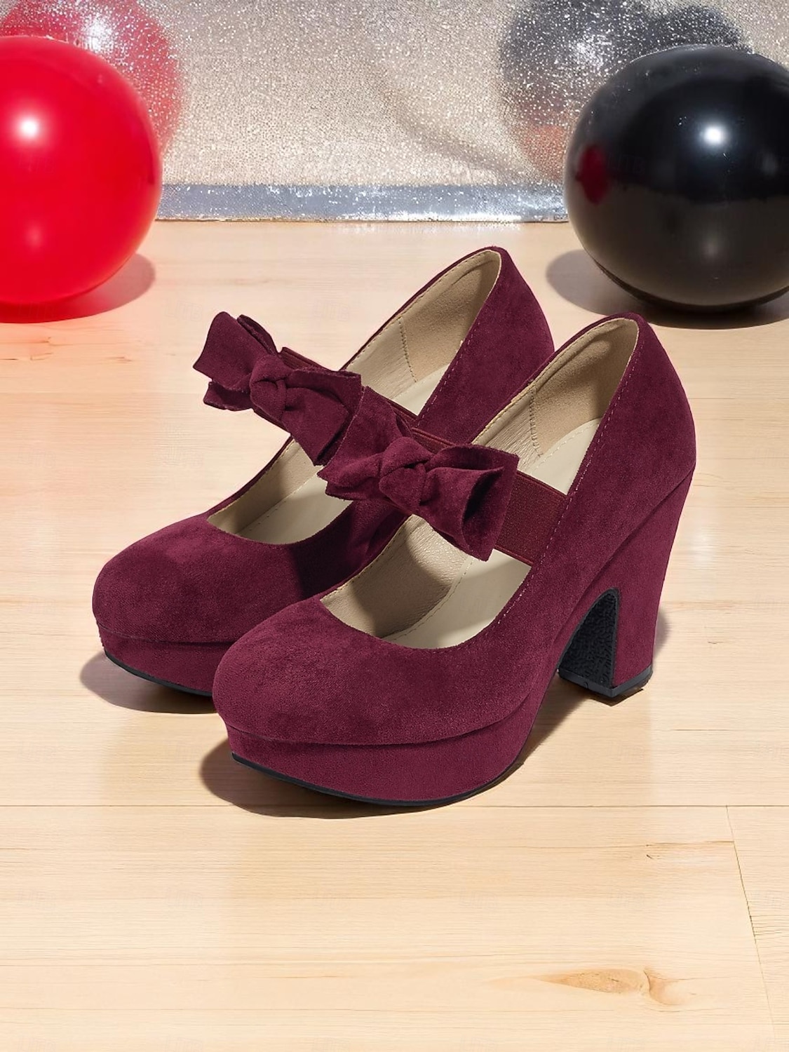 Escarpins Mary Jane bordeaux à plateforme et nœuds pour femme – Chaussures rétro à talons hauts épais des années 1950 pour fêtes, cosplay et tenues d'inspiration vintage de 2025 ? $46.99 –P1