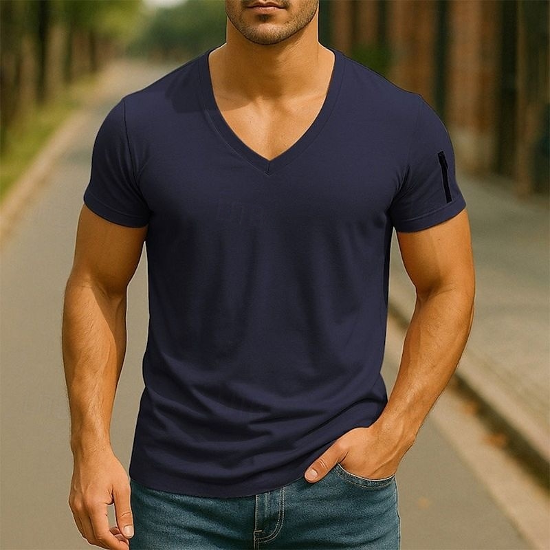 Homme T-shirt Chemise à manches courtes Manche Courte Col en V Été Uni Mode Designer Basique Fermeture éclair Vacances Rue Sortir Noir Blanche Rose Claire T-shirt haut de gamme pour homme de 2025 ? $9.49 –P4