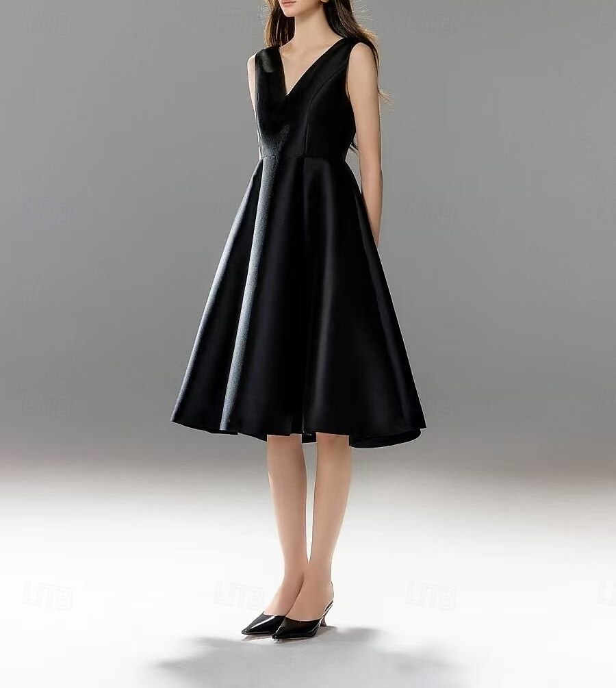 Abiti A-Line Homecoming Abito da Festa Abito di Laurea Lunghezza al Ginocchio Senza Maniche Collo a V Tasca Cotone Schiena a V con Tasca del 2025 a $158.99 –P3