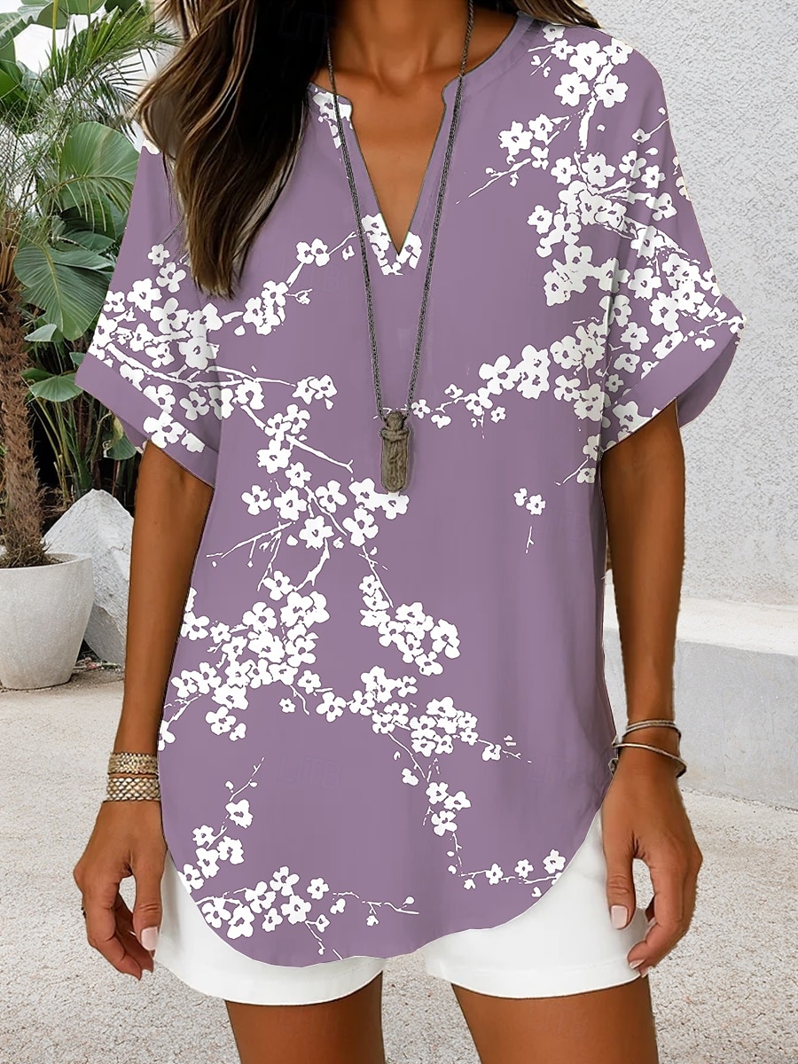 Femmes Chemise Bohème Fleuri Graphique Élégant Quotidien Occasionnel Manche Courte Col en V Hauts Réguliers Quotidien Fête Vert cendré Violet Vert Été Printemps de 2025 ? $24.99 –P2