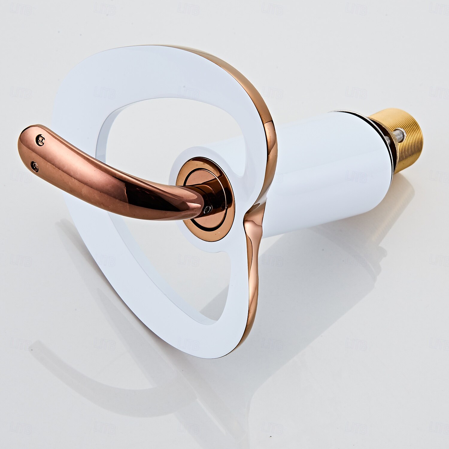 Robinet de lavabo - Cascade Finitions peintes Ensemble central Poignée unique à un trouBath Taps de 2025 ? $226.79 –P5