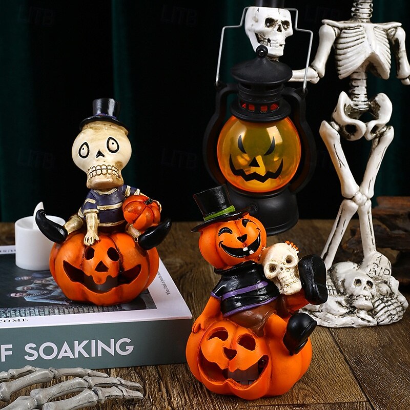 Decorazione di Halloween con teschio e zucca, lanterna di zucca e scheletro con LED lampeggianti colorati, accessorio spettrale per feste di Halloween, ideale per decorazioni interne ed esterne. del 2025 a $10.49 –P6
