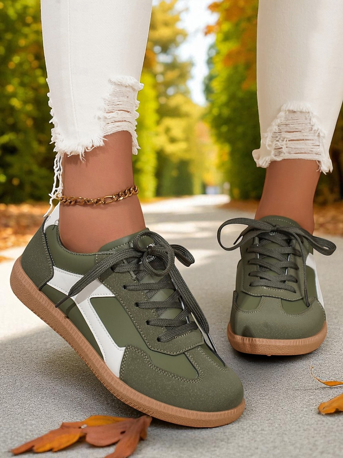 Sneakers da donna verdi con lacci: scarpe casual ispirate al retrò con dettagli a contrasto bianchi per passeggiate, scuola e commissioni quotidiane del 2025 a $24.99 –P2