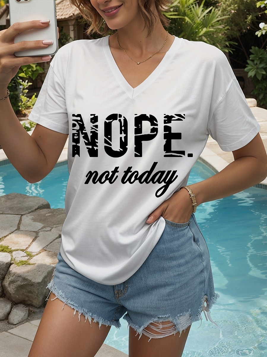 Femmes T-shirt Graphique Lettre ancien Élégant Classique Manche Courte Col en V Hauts Réguliers Quotidien Imprimé Noir Blanche Rose Claire Rouge Bleu Été Printemps de 2025 ? $19.99 –P7