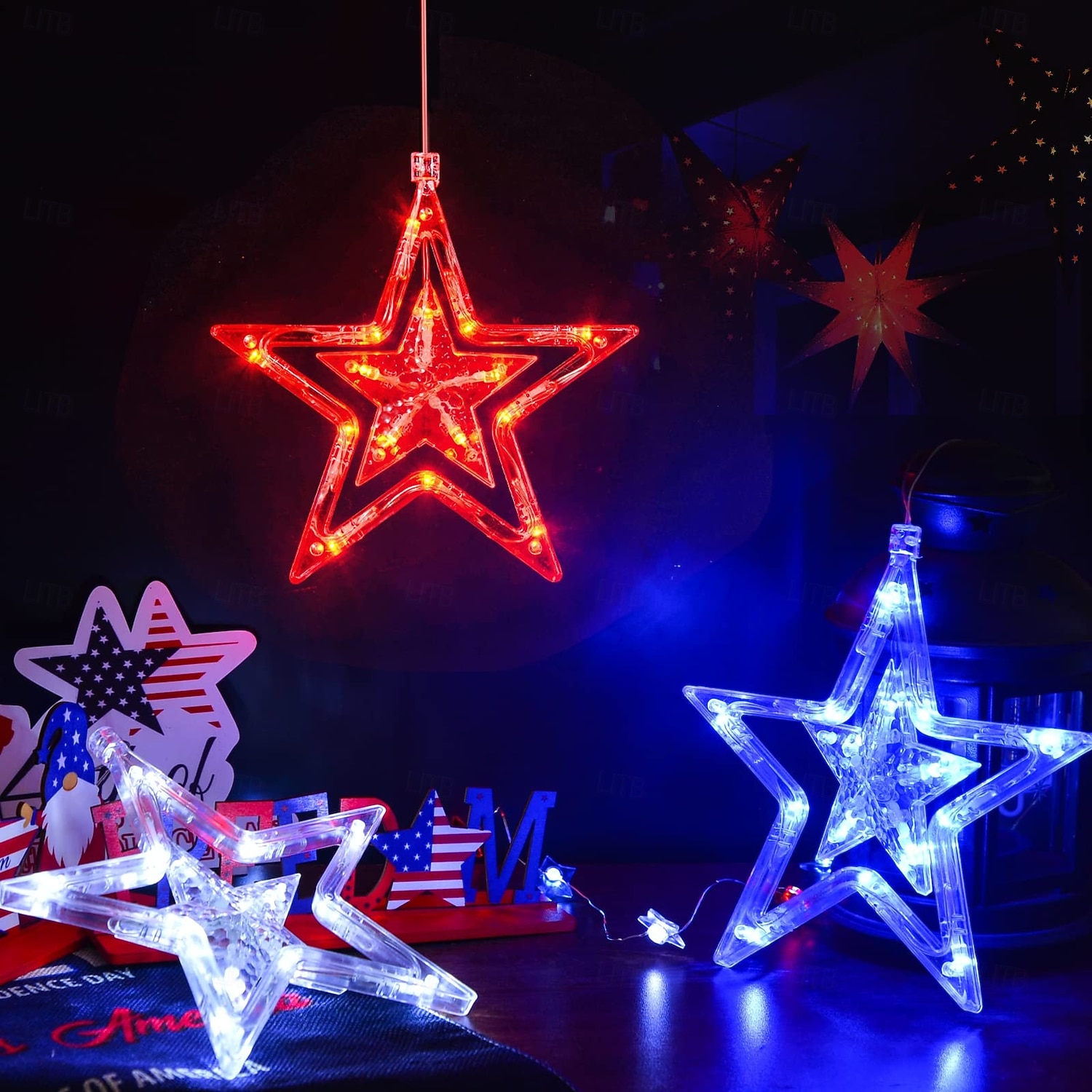 3 Pezzi Luci Appese Patriottiche per il 4 Luglio Giorno dell'Indipendenza 250° Anniversario Giorno della Memoria Luci Decorative con Ventosa Stella a 5 Punte Decorativa Box Batteria AAA del 2026 a $17.99 –P2