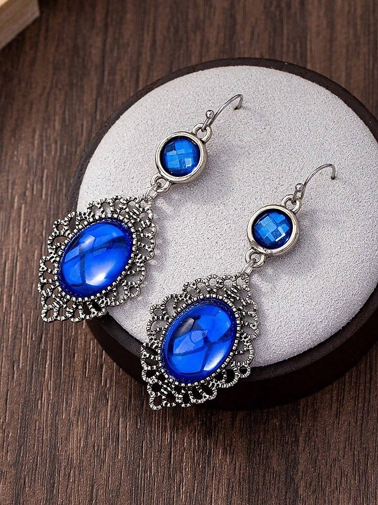 Boucles d'oreilles pendantes gothiques vintage pour femmes avec pierre précieuse rouge, design pendant en filigrane d'argent antique pour fête d'Halloween et cosplay de 2025 ? $7.99 –P6