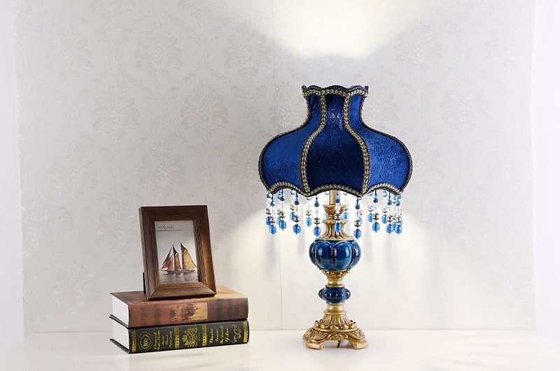 Lampe de table à LED moderne, lampe de chevet blanc chaud, applicable au salon, à la chambre à coucher, au bureau, à la table de chevet et à la bibliothèque de 2025 ? $212.39 –P9