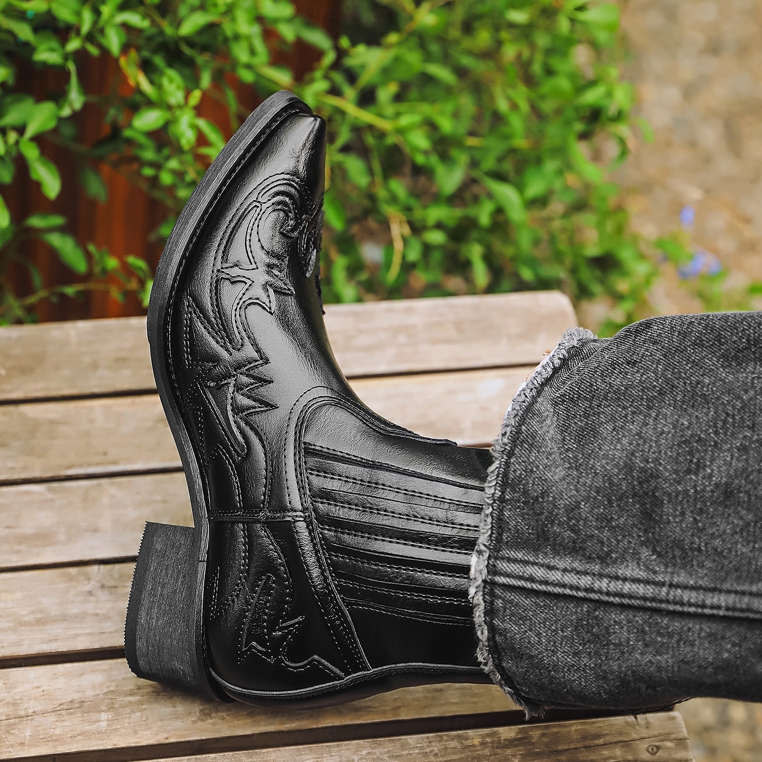 Bottines de cowboy en cuir marron style western pour homme avec motif flamme brodé – bottes tendance pour événements country, rodéos et tenues décontractées de 2025 ? $59.99 –P2