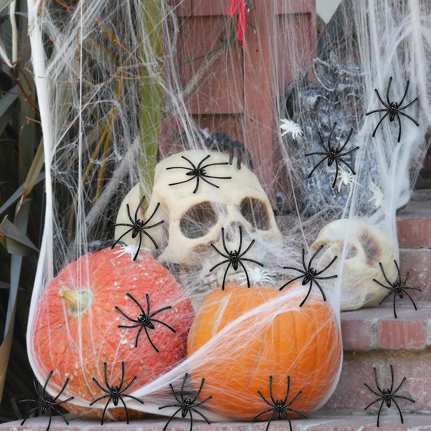 100 Stück Halloween-Spinnen, realistisch, aus schwarzem Kunststoff, kleine Spinnenspielzeuge, falsche Spinnen, Streich-Requisiten für Halloween, Heim- und Partydekorationen 2025 - $7.99 –P7