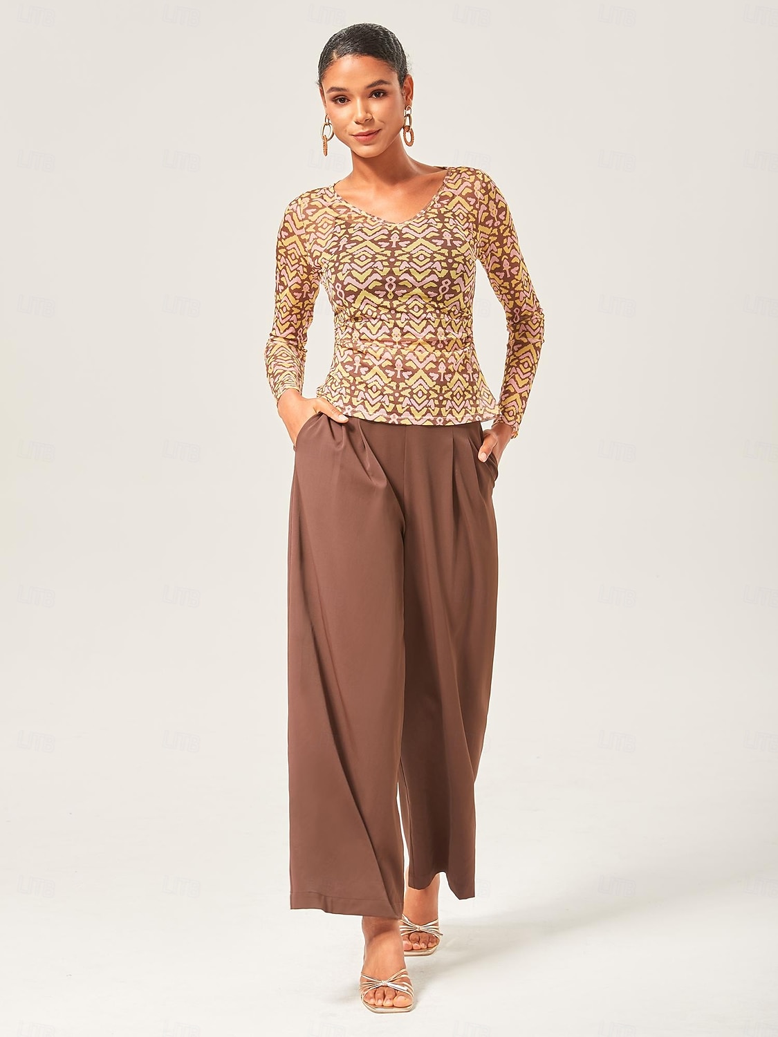 maglia elasticizzata vintage con scollo a V del 2025 a $52.99 –P4