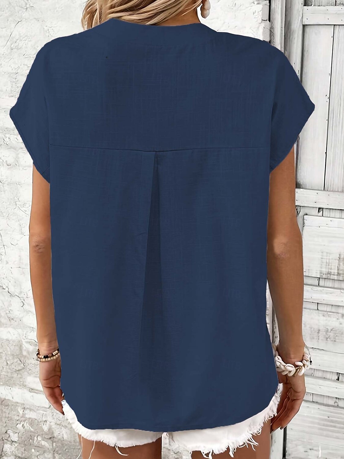 Femmes Hauts d'été ancien Occasionnel Manche Courte Col en V Hauts Réguliers Quotidien Week-end Boutons Noir Blanche bleu marine Été de 2025 ? $19.49 –P7