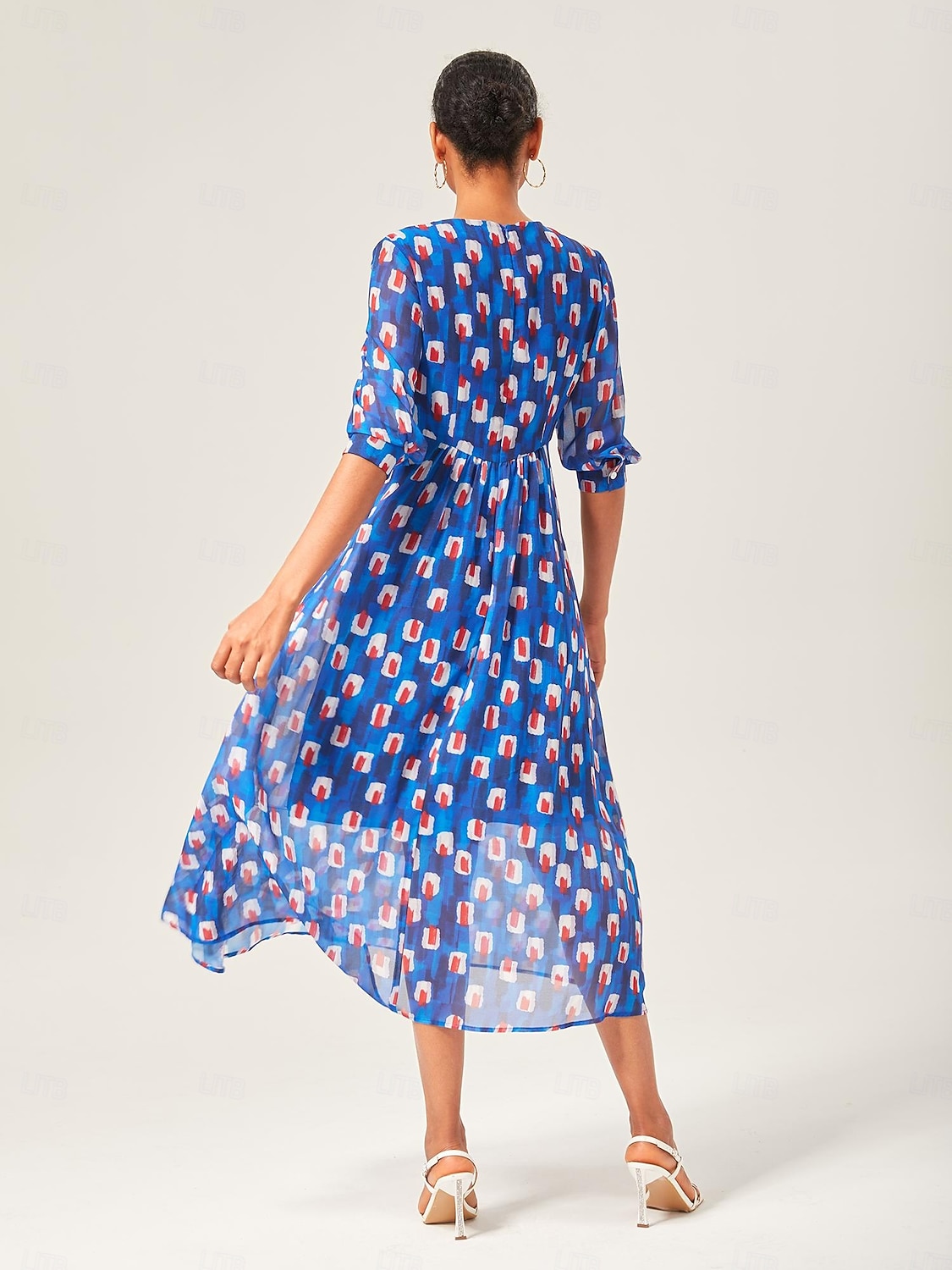 geometrisk maxikjole i chiffon med fargeblokker 2025 - $82.99 –P8