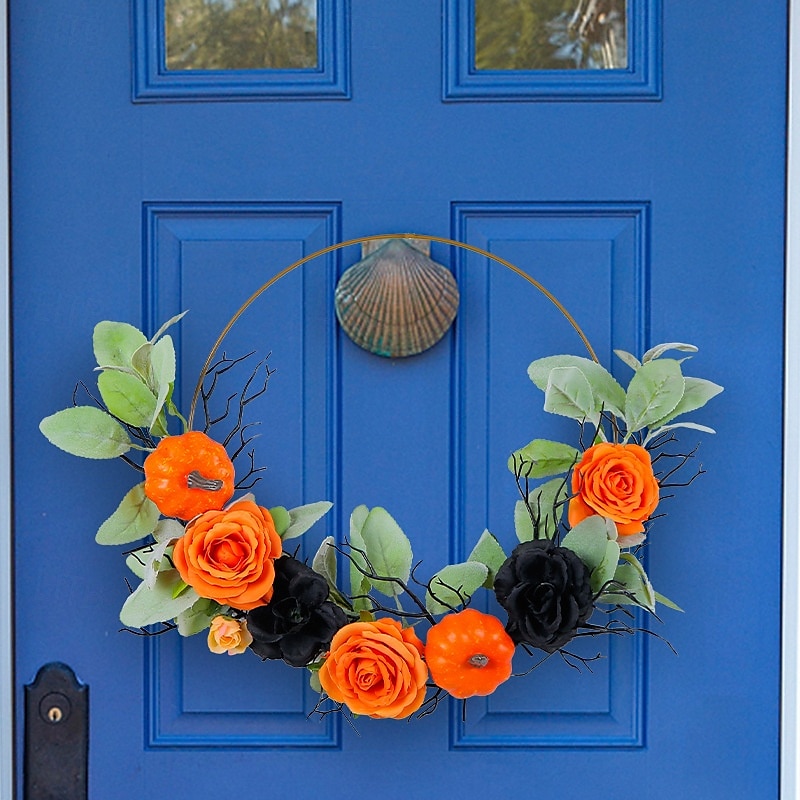 Halloween-krans til inngangsdør innendørs utendørs dekorasjon, metallbøyle gresskarrose blomsterkrans, kunstig halloween veggteppe til hjemmevindusutstilling 2025 - $24.99 –P5