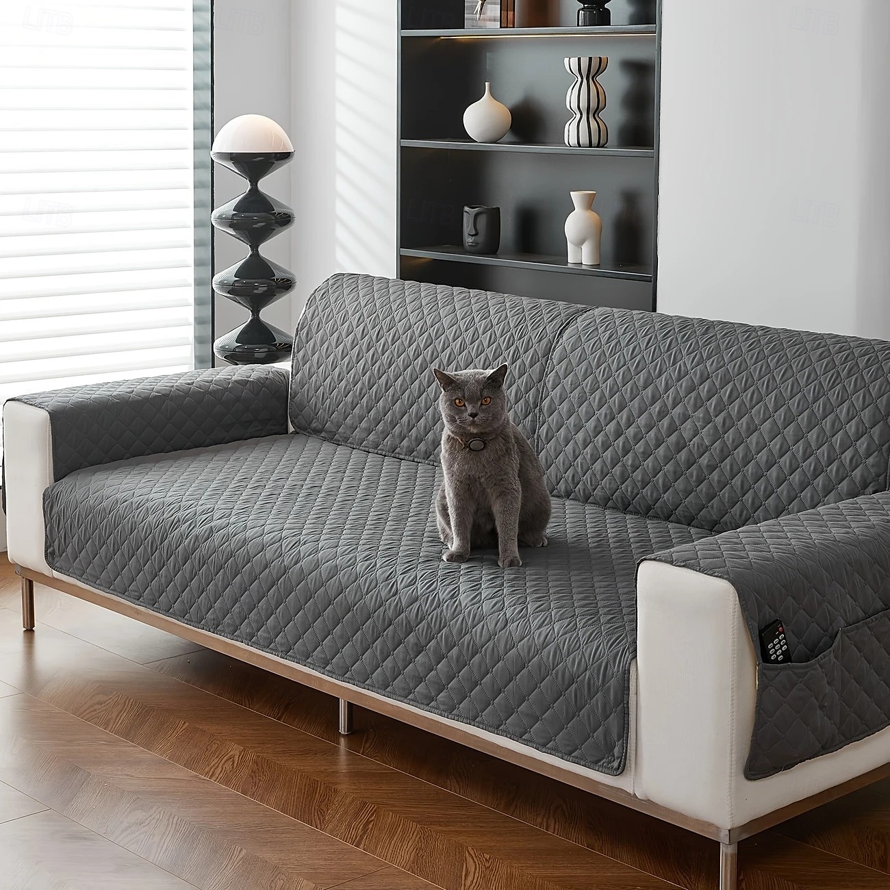 Housse de canapé antidérapante 1 pièce - tissu polyester matelassé classique, pour canapés 1 à 4 places, parfaite pour le salon, le bureau, la chambre ou l'extérieur (accoudoirs &dossier non inclus), de 2025 ? $10.49 –P16