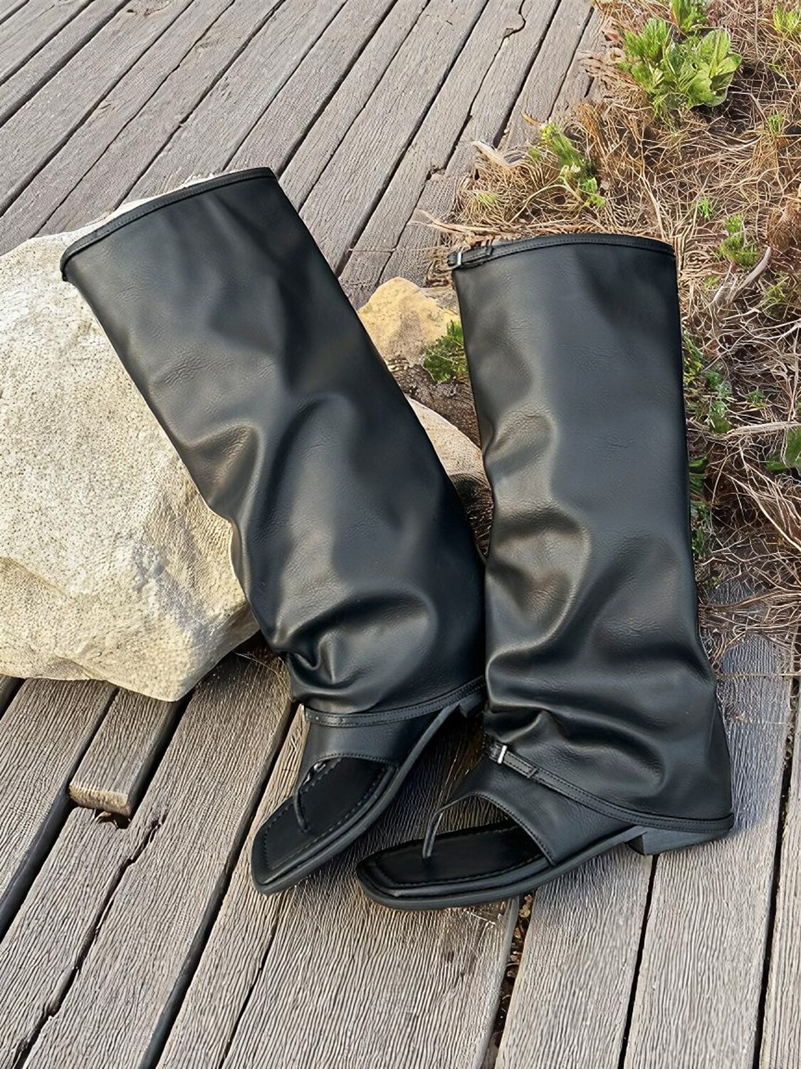 Stivali alti fino al ginocchio in pelle nera da donna: un tocco di stile audace per festival musicali ed eventi di street style del 2025 a $46.99 –P3