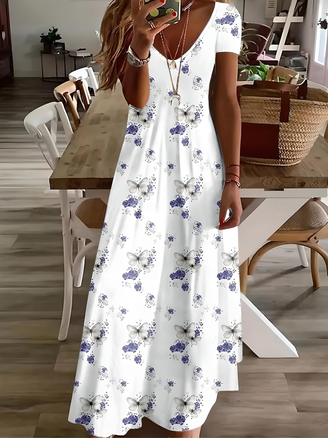 Femmes Robe Midi Robe d'Été Robe trapèze Vacances Occasionnel Boho Sortir Plage Coupe Standard Fleuri Graphique Manche Courte Col en V Gris vert Blanche Vert Claire Rouge Été Printemps de 2025 ? $28.99 –P9
