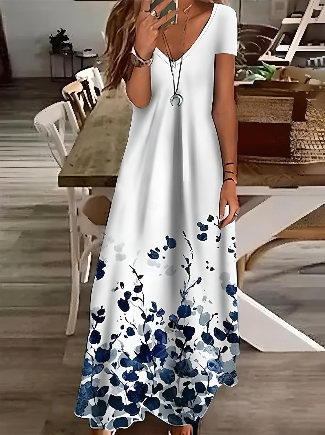 Femmes Robe Midi Robe d'Été Robe trapèze Vacances Occasionnel Boho Sortir Plage Coupe Standard Fleuri Graphique Manche Courte Col en V Gris vert Blanche Vert Claire Rouge Été Printemps de 2025 ? $28.99 –P3