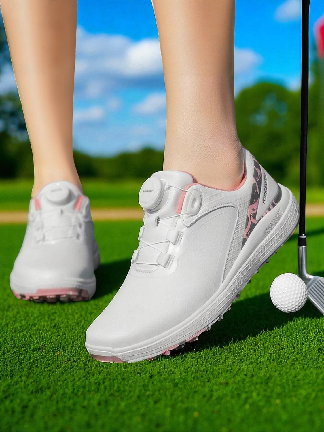 Zapatos de golf ligeros para mujer: zapatillas deportivas modernas con detalles en rosa para la práctica diaria del golf y actividades al aire libre en verano. 2025 - $69.99 –P4