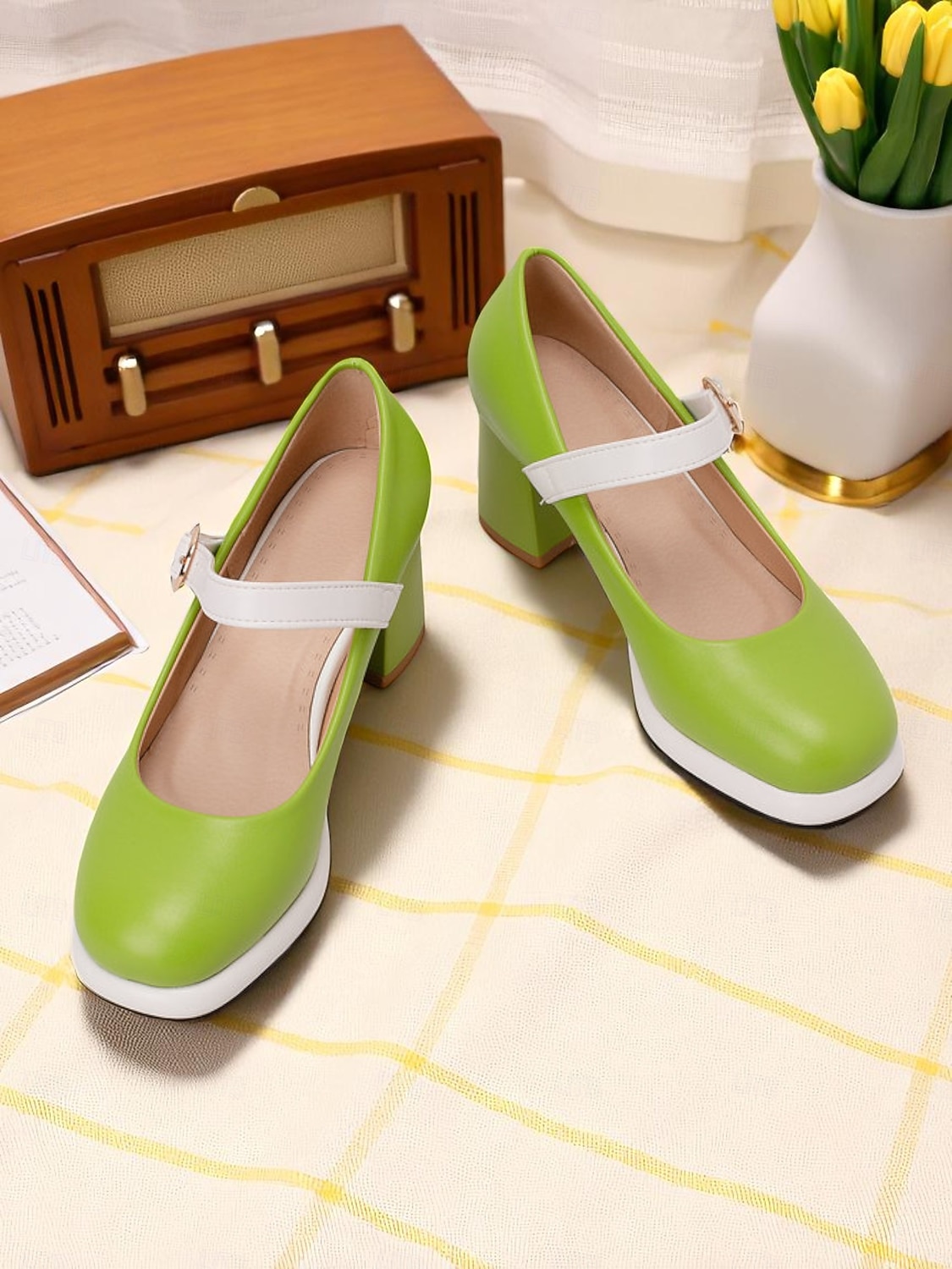 Tacones Mary Jane mod de los años 50 para mujer: zapatos retro de tacón grueso con punta redonda en azul y blanco con correa para atuendos vintage, fiestas de té o uso diario. 2026 - $54.99 –P5