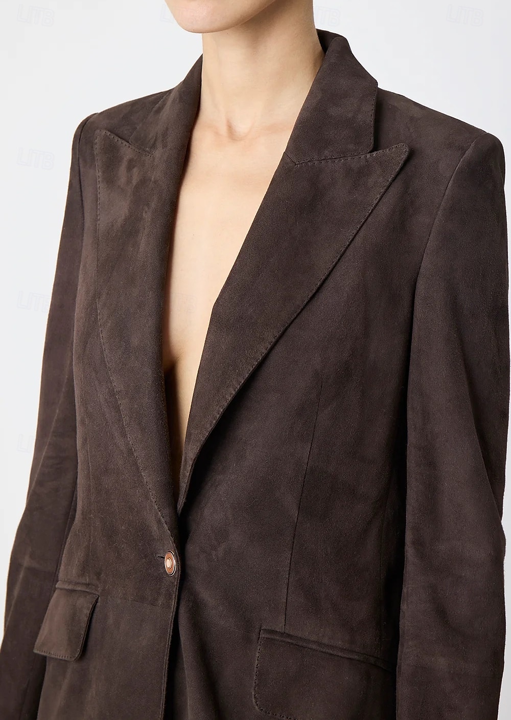 Combinaison deux pièces / tailleur-pantalon en faux daim pour mère de la mariée, ensemble blazer élégant, vintage, simple, col en V, revers en pointe, détails de couture, longueur au sol, extensible, de 2025 ? $189.99 –P2