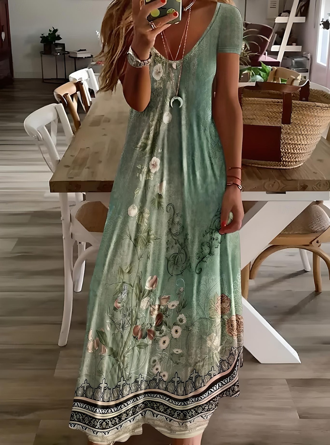Femmes Robe Midi Robe d'Été Robe trapèze Vacances Occasionnel Boho Sortir Plage Coupe Standard Fleuri Graphique Manche Courte Col en V Gris vert Blanche Vert Claire Rouge Été Printemps de 2025 ? $28.99 –P5