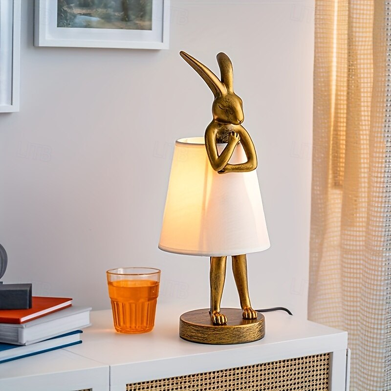 Moderne Tischlampe im Hasen-Stil aus der Mitte des Jahrhunderts mit Leinenschirm, USB-betrieben, dekorative Schreibtischlampe, goldenes Finish, sanfte Umgebungsbeleuchtung für Wohnzimmer, Schlafzimmer 2025 - $340.29 –P6