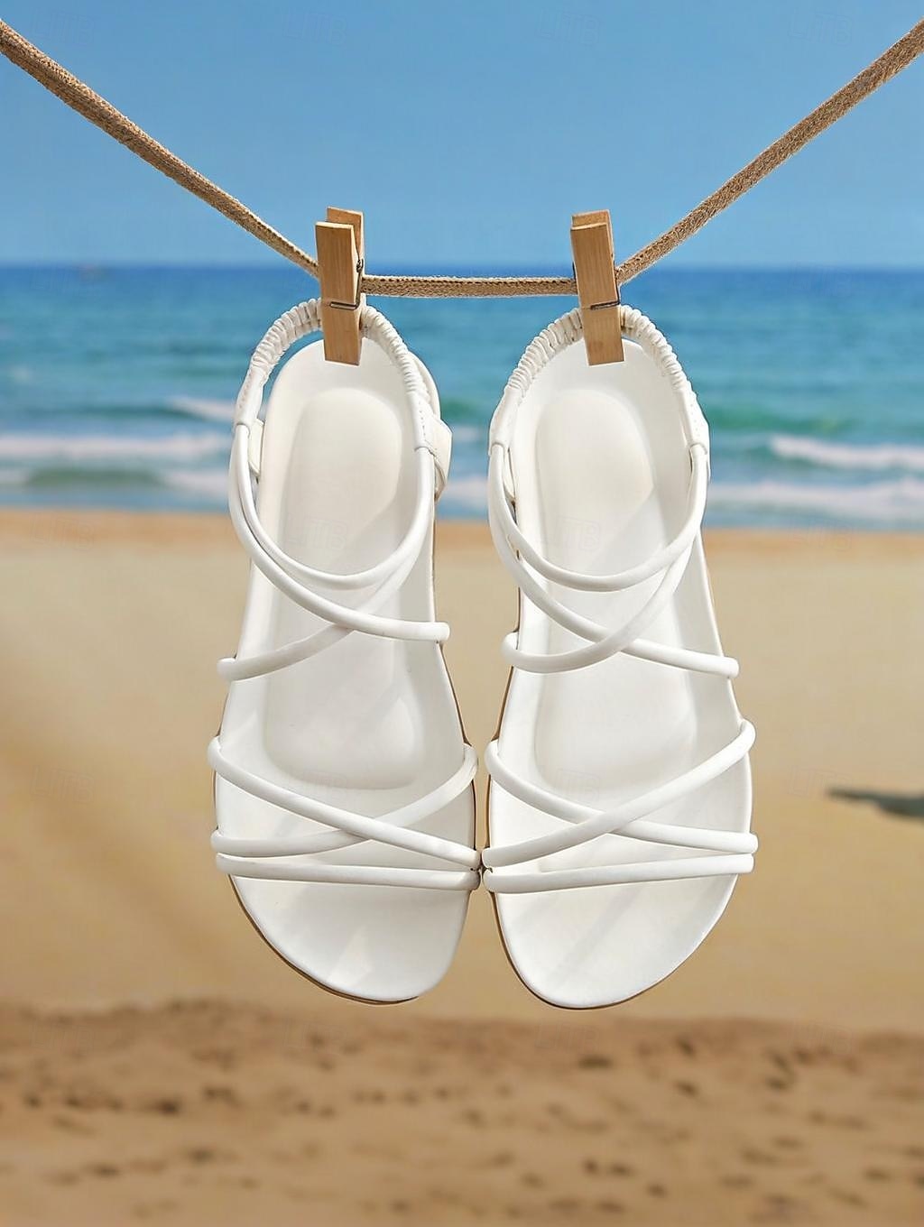 Sandales plates beiges à brides élastiques pour femmes – Chaussures de plage légères et minimalistes pour les vacances d'été, les tenues de villégiature et les tenues décontractées du quotidien de 2025 ? $19.99 –P2